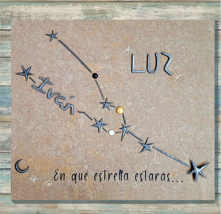 Lápida Constelacion