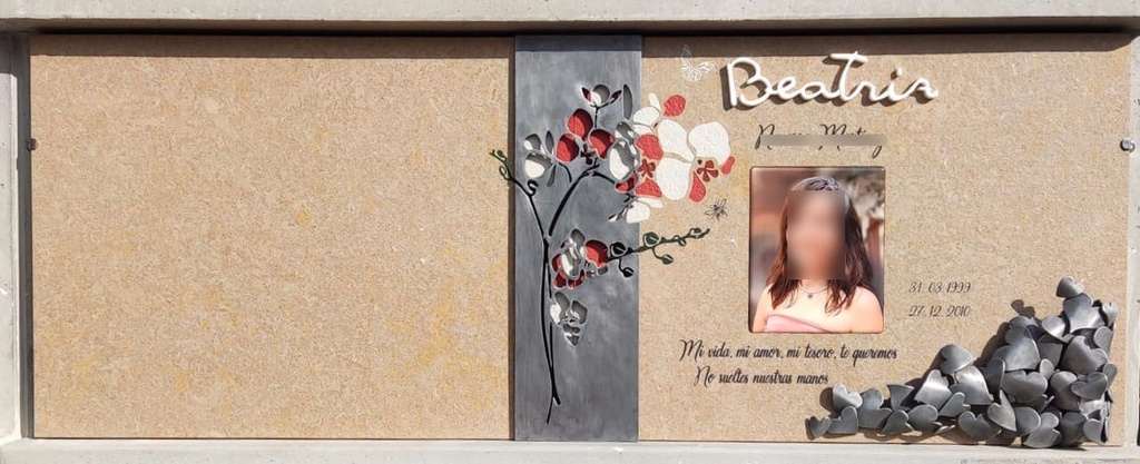 Lápida Orquidea Calada