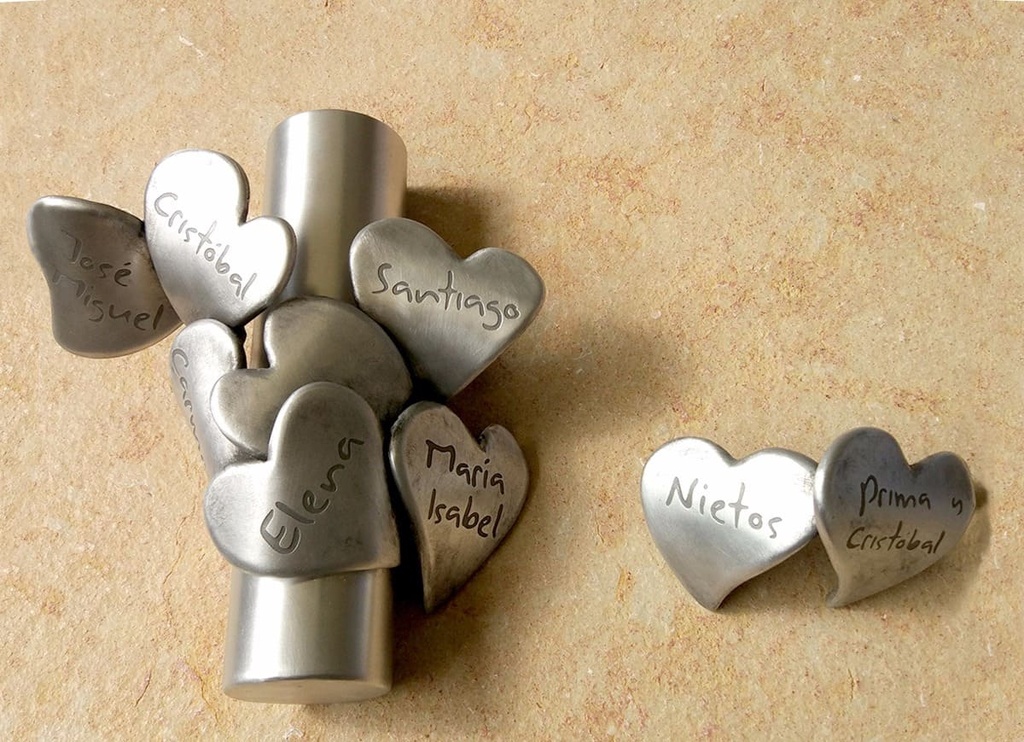 Búcaro Corazónes Grabados