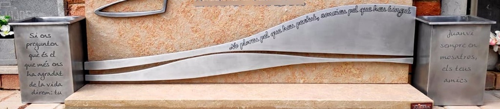 Búcaros de Aluminio Grabados